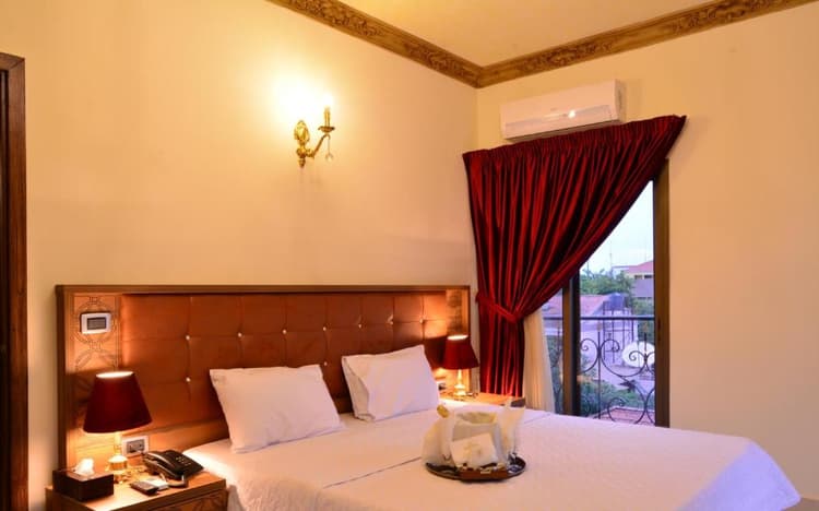 Executive Suite Sea View