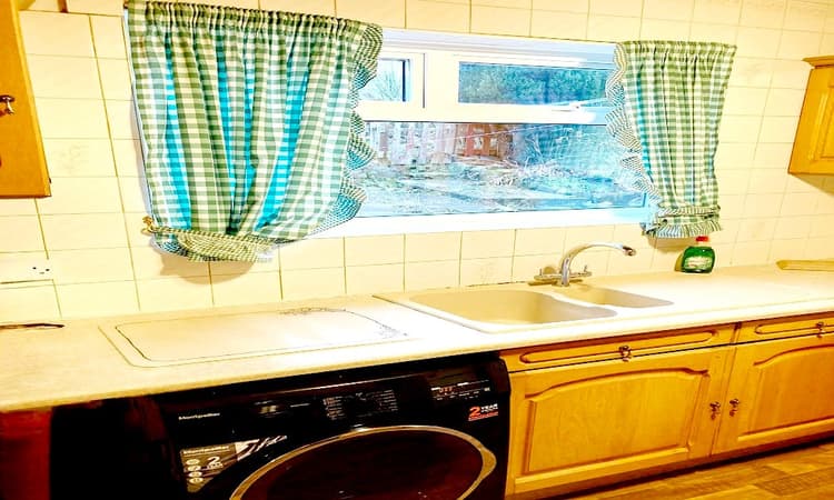 Melrose Three, "for a cosy stay close to the university"