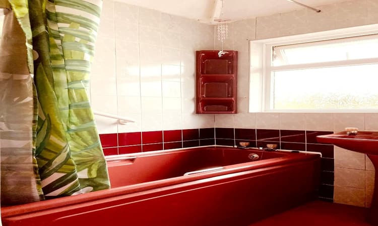 Melrose Three, "for a cosy stay close to the university"