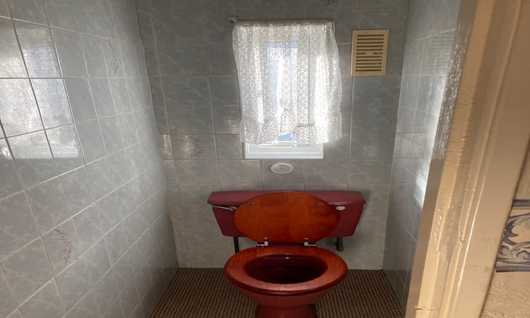 Melrose Three, "for a cosy stay close to the university"