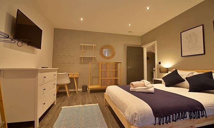 Bellerose Four "a boutique city haven"