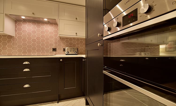 Bellerose Seven "a boutique city haven"