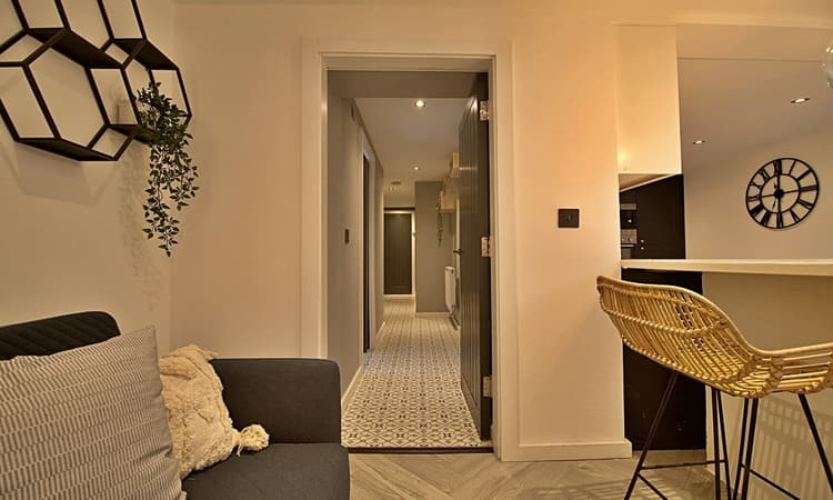 Bellerose Seven "a boutique city haven"