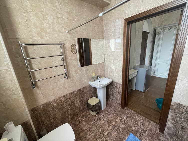 ГД "Роза Кавказа" №6 Четырехместный номер 4-й этаж