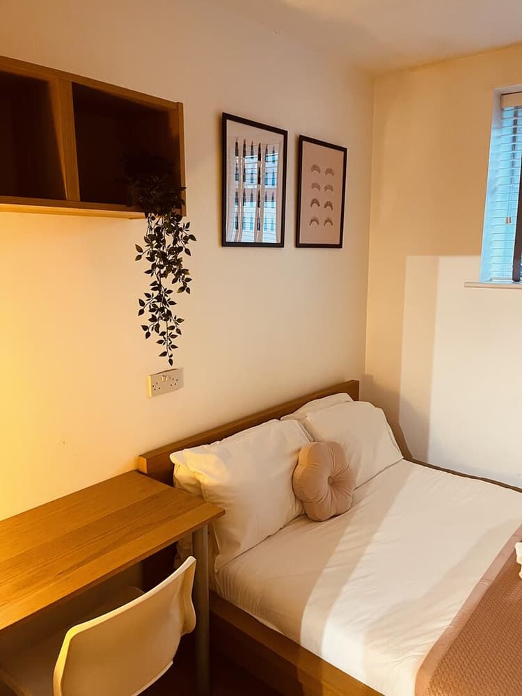 Woodbury Six-4, 'for an industrial haven in the city'