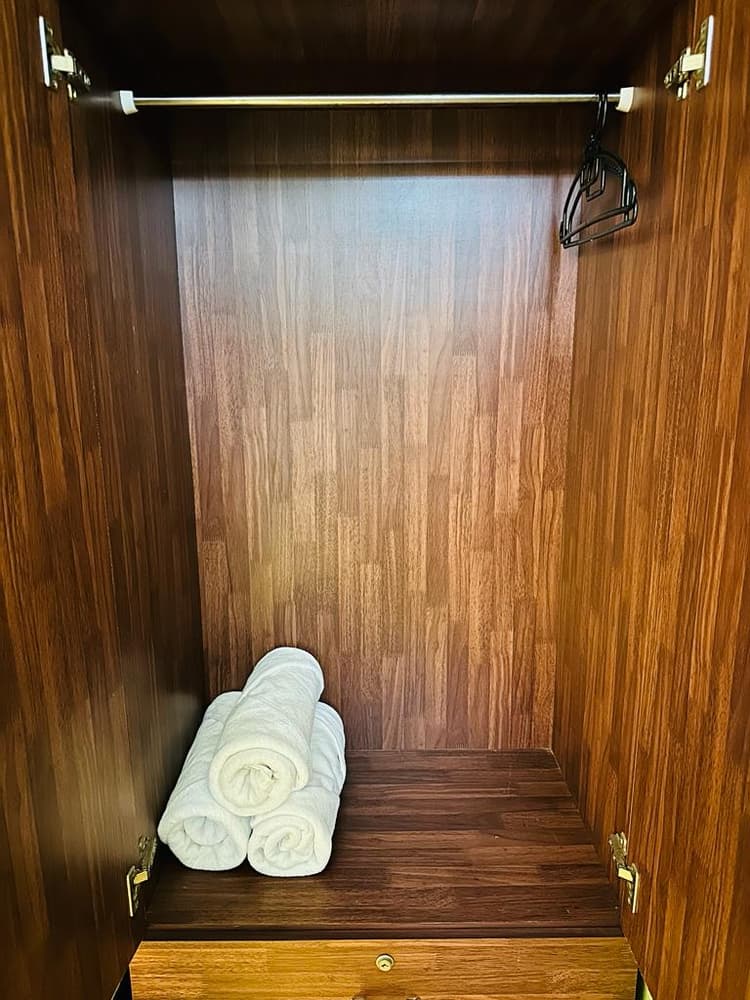 105 KASTURI FAMILY DELUXE