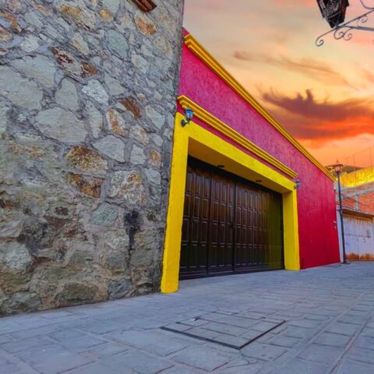 R6 · Hermosa hab con balcón / Doble Ventanal Oaxaca de Juárez