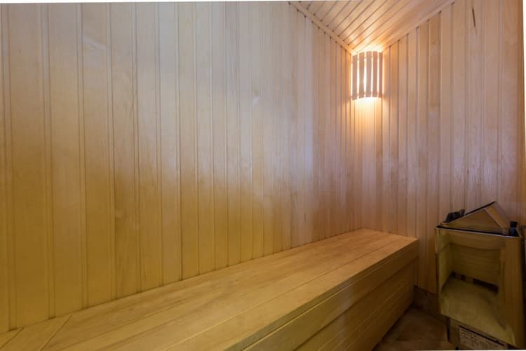 Apartamentai prie Kar Kar parko ( SU SAUNA )