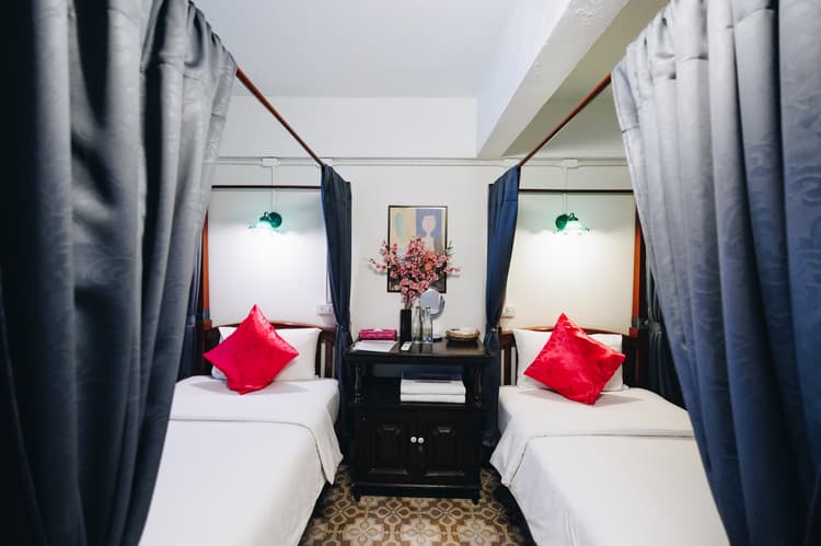 Twin Room with Shared Bathroom