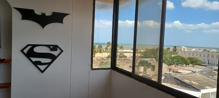 R1 (502) Apartamento con vista a la playa, la mejor zona de la ciudad, genial para trabajar o estar con la familia