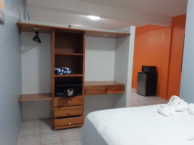 Semi-Private Apartment (104)