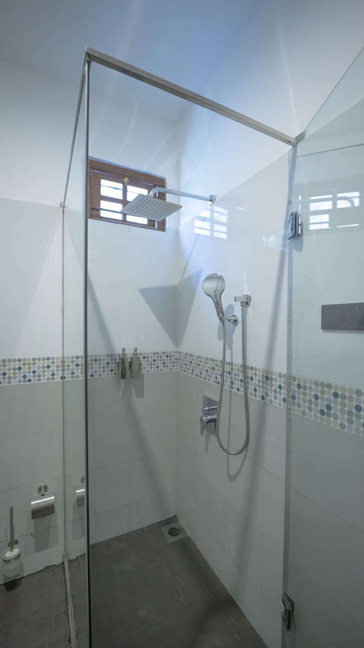 Deluxe Apartment - Sunflowers