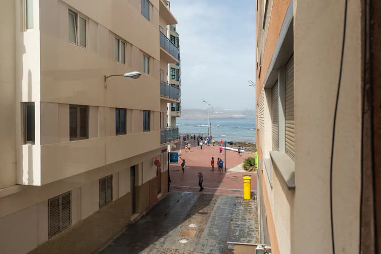 'Little 38' - your gate to Playa de Las Canteras