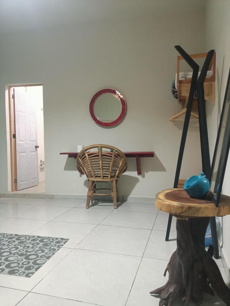 Caballito de Mar · Habitación privada con baño, cerca playa la punta Brisas de Zicatela