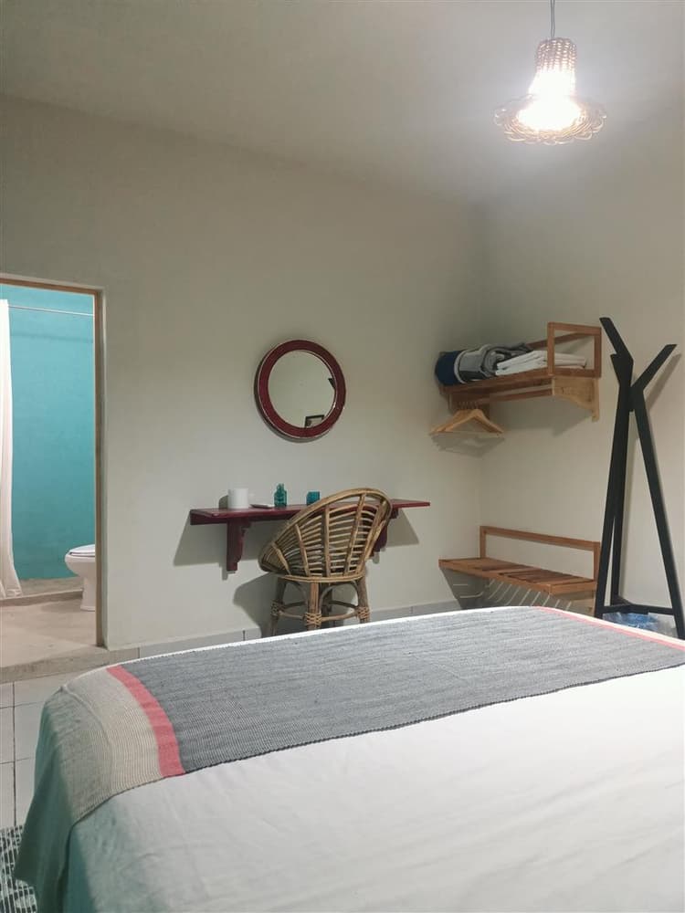 Caballito de Mar · Habitación privada con baño, cerca playa la punta Brisas de Zicatela