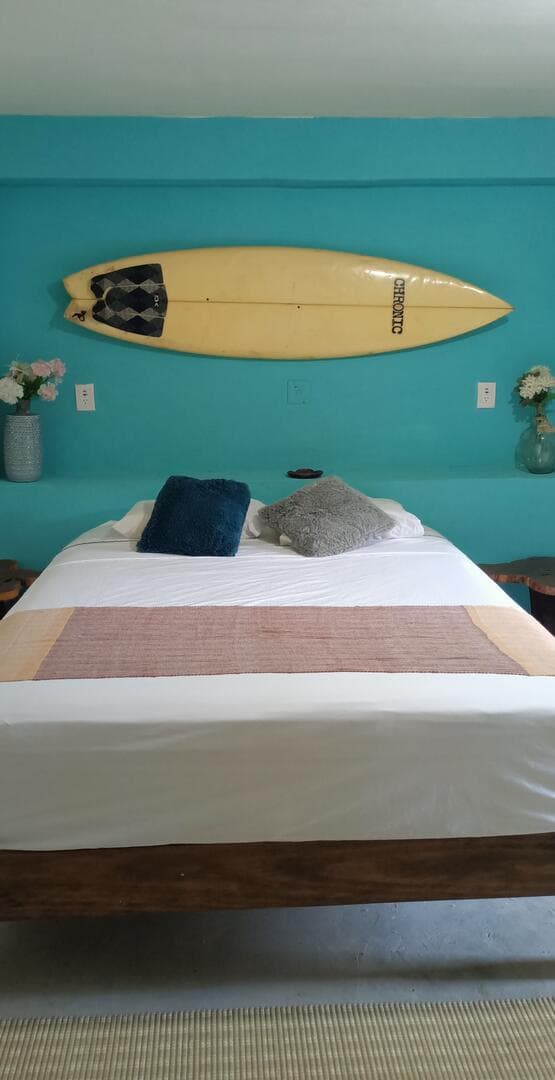 Pez · Habitación privada con baño, cerca playa la punta Brisas de Zicatela