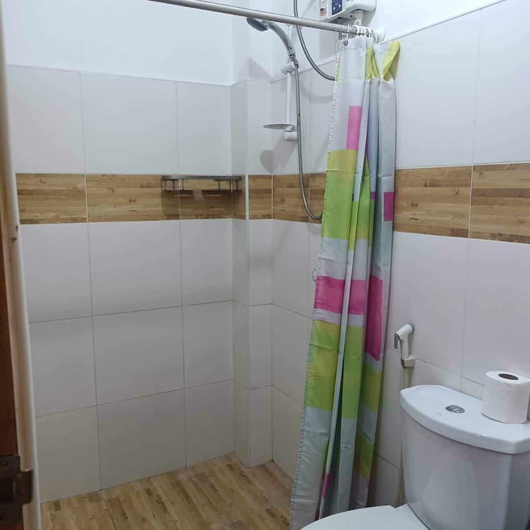 Unit D | 3rd Floor Twin Room