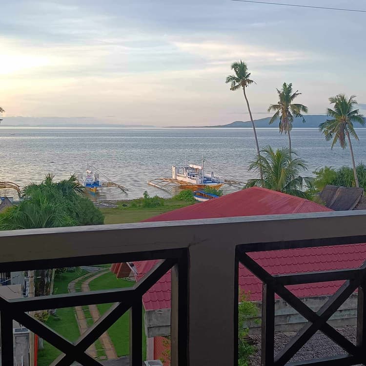 Unit D | 3rd Floor Twin Room