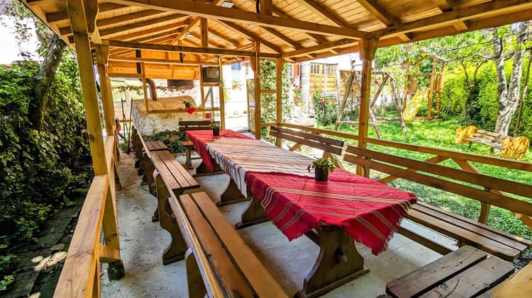 Къща за гости Памир