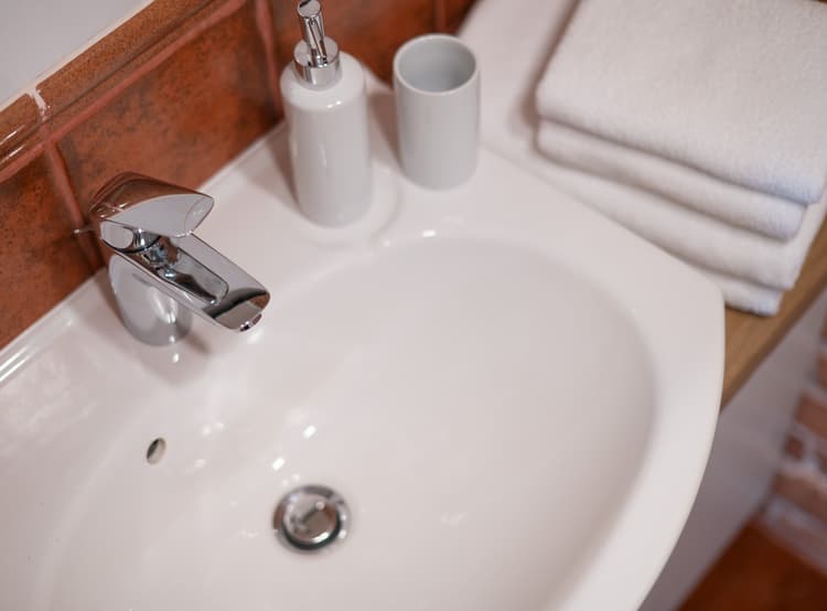 Vieno kambario apartamentai  su vaizdu į kiemą (maks.2 asm.)