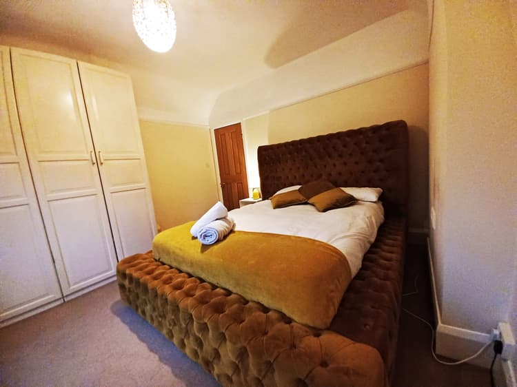 The Golden Suite King Room Hertfordshire