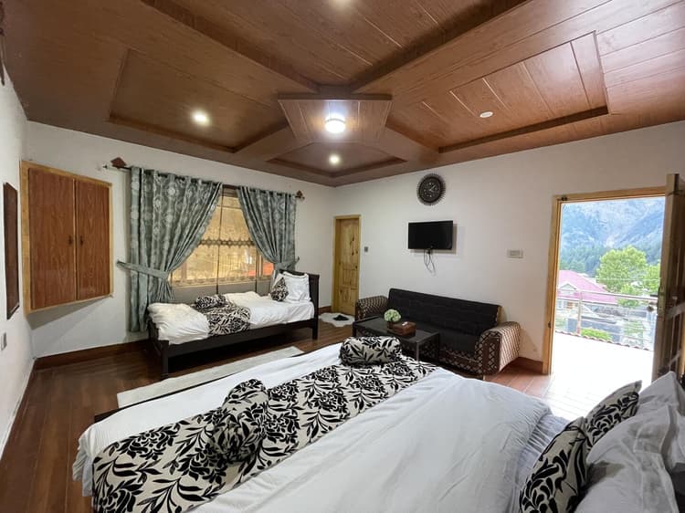 Cottage 2: Luxury Room 204