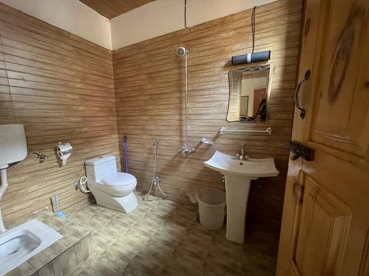 Cottage 2: Luxury Room 204