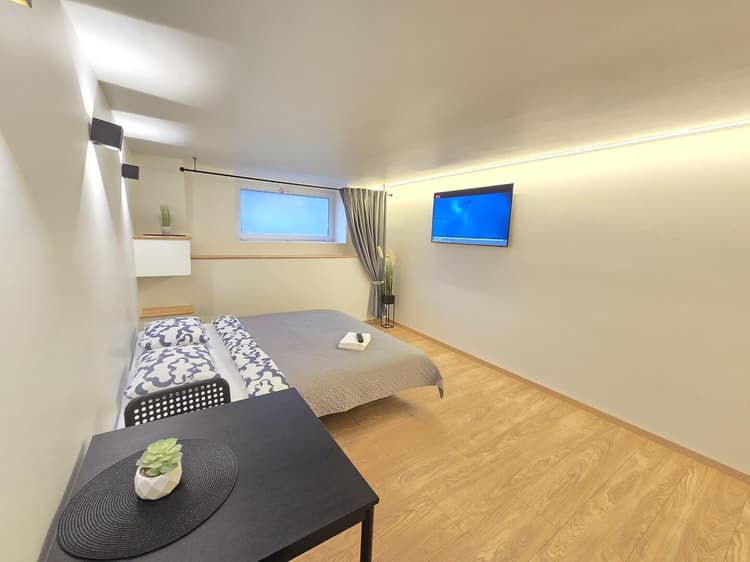 T8 Studio apartment