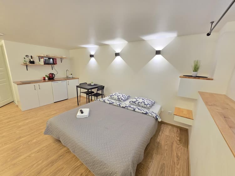 T8 Studio apartment