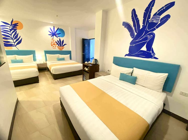 Family room only for 6