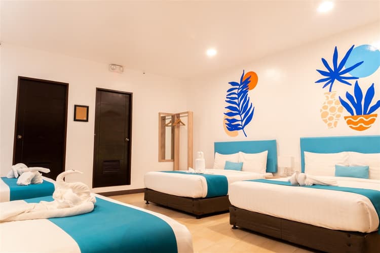 Family room only for 8