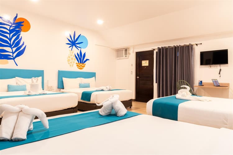 Family room only for 8