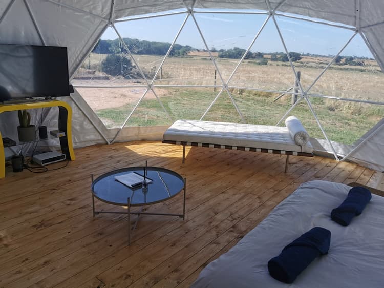 5 Star Dome Hottub Firepit BBQ