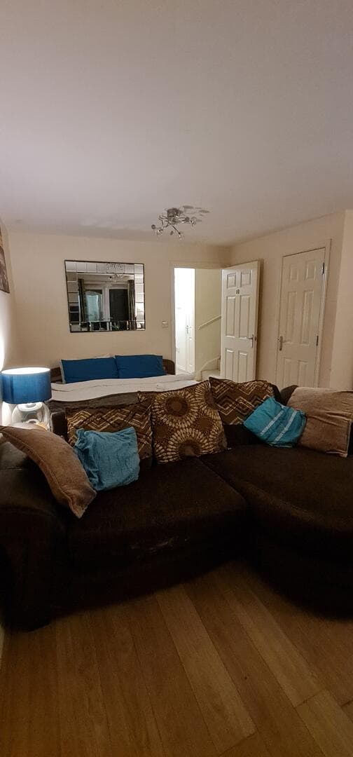 Rookery 1 - Deluxe Triple Super King Suite