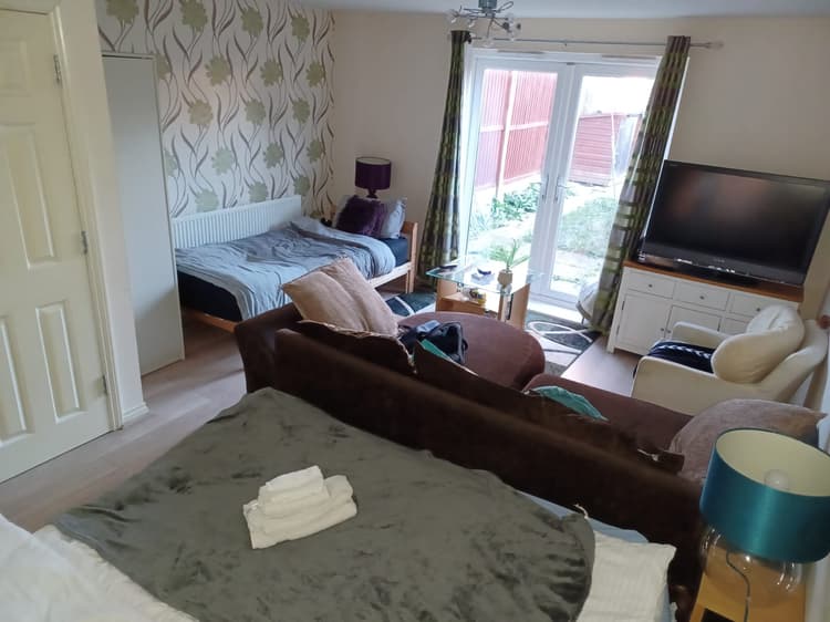 Rookery 1 - Deluxe Triple Super King Suite