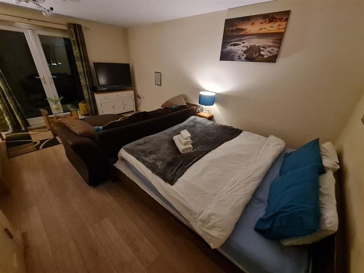 Rookery 1 - Deluxe Triple Super King Suite