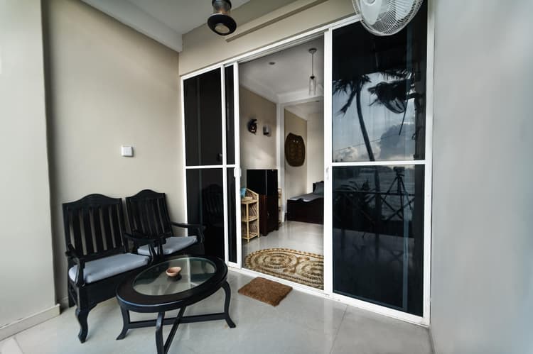 205 Double room with partial ocean view