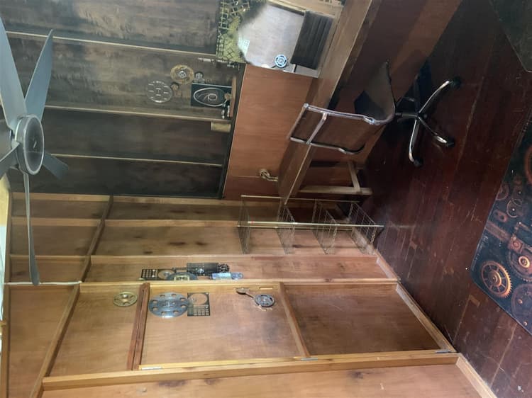 The Gearbox (Mini Room)