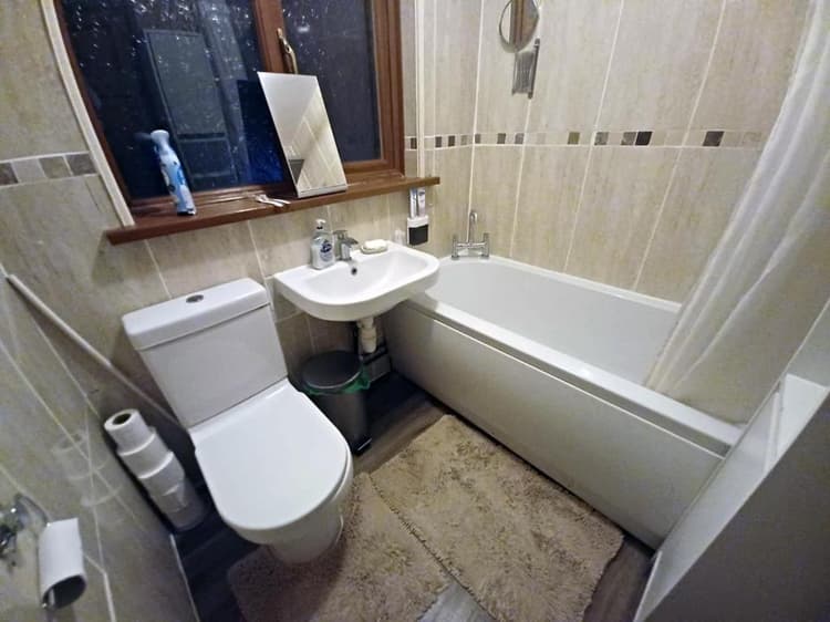 The Rushdon 4 - Single