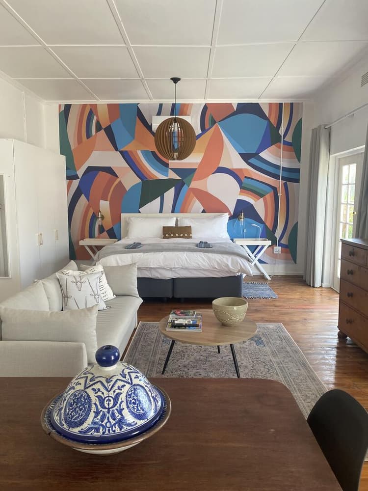 Unit 1 (Old Post House)