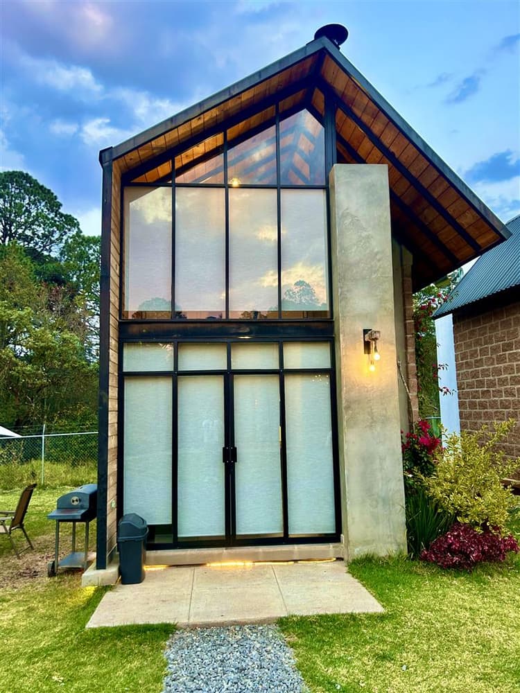 C4 Quinta Las Jacarandas