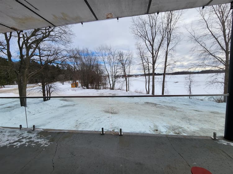 Standard Room Lakeside Balcony
