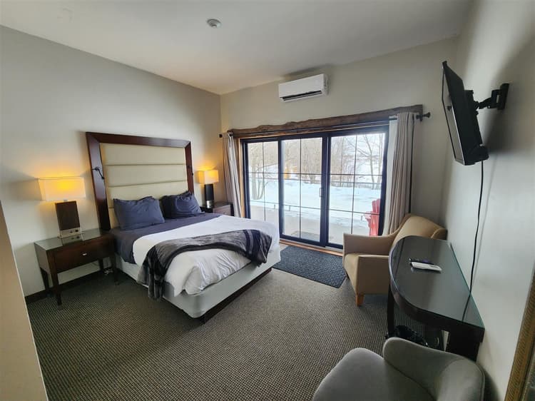 Standard Room Lakeside Balcony