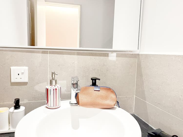 BTC Lonsdale D-08-01