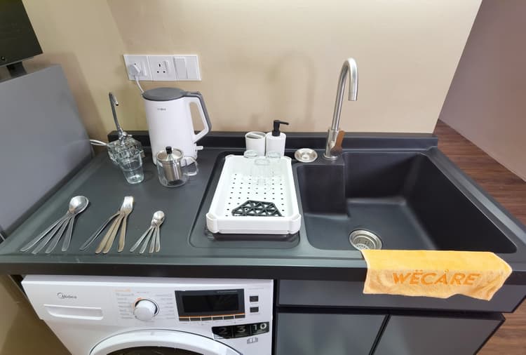 BTC Sandstone E-11-13A