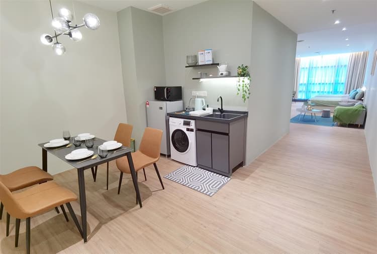 BTC Yaraville E-09-06