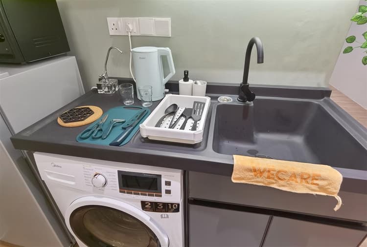 BTC Yaraville E-09-06