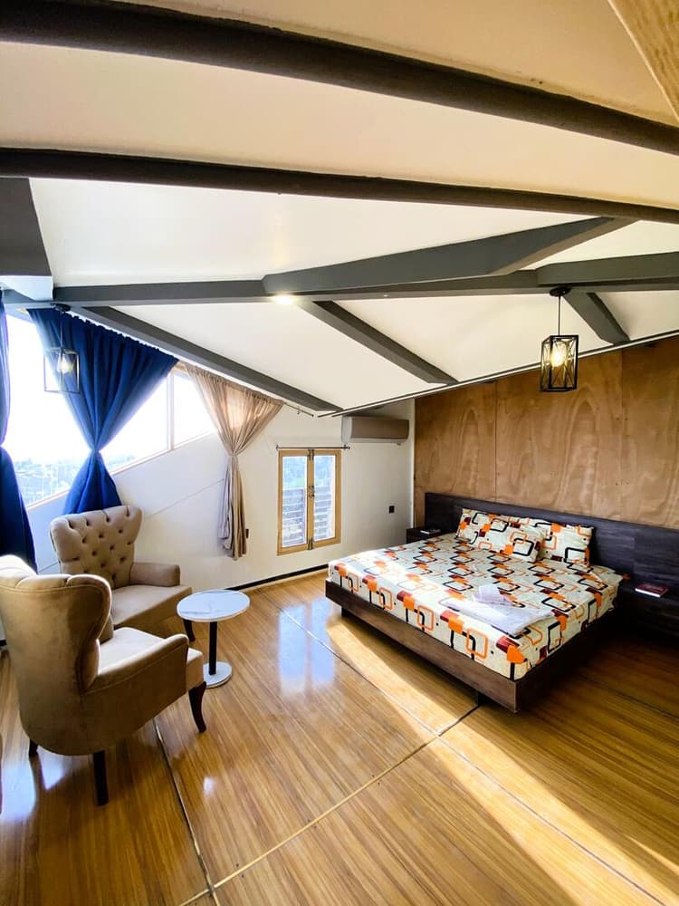 Superior King Room (Republika Central)