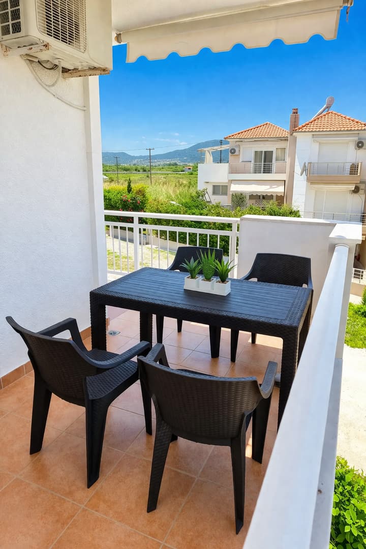 2 BR apartment 100 m from the beach