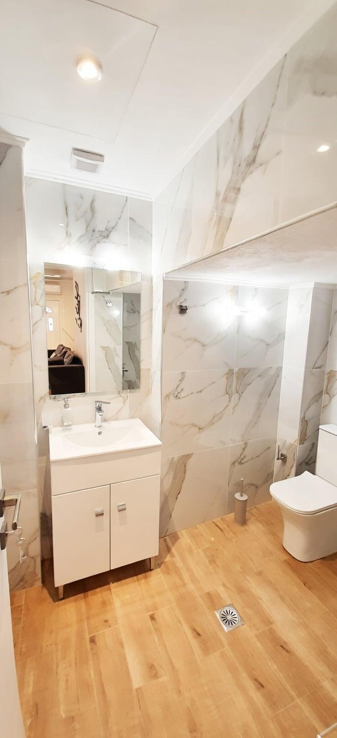2-bedroom apartment with 2 bathrooms 50 m from the Beach
